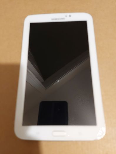 Samsung Galaxy Tab, 7 inch, 8GB, Model SM-T210, in excellent condition