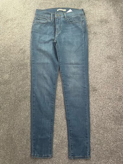 Levis Jeans