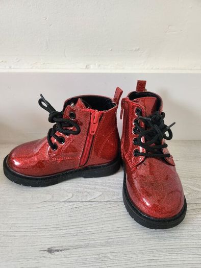 Girls footwear