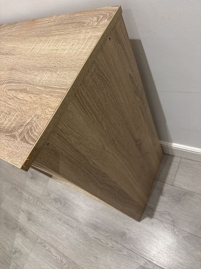 shelving unit