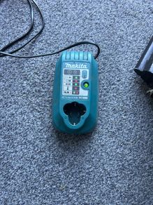 makita charger