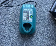 makita charger
