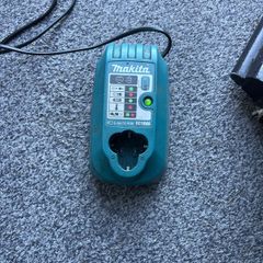 makita charger