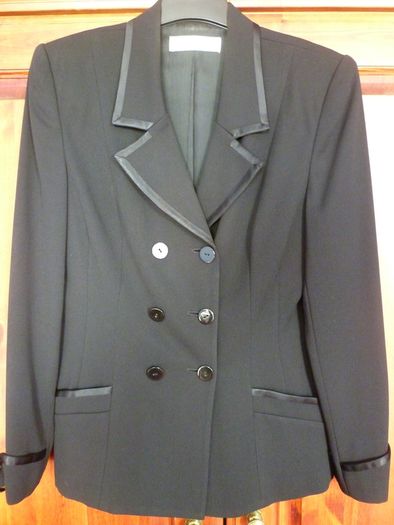 Dress Evening Blazer Jacket By J.taylor  Jet Black- Immaculate . Size 12 Medium. Formal dressy.