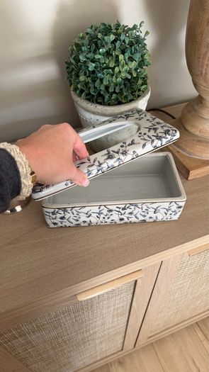 Ceramic Tissue Box