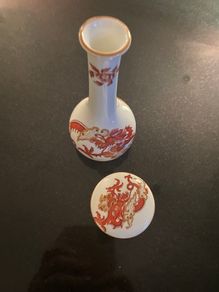 Crown Staffordshire striking  Red Dragon Rangoon vase and lidded trinket box