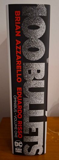 100 BULLETS Omnibus Volume 1. From DC Comics Black Label/Vertigo