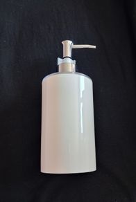 x3 Bundle - Brand New Wickes Accessory Set - Soap Dispenser, Soap Dish, Tumbler - Colour - White - RRP - 13.99