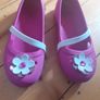 girls pink crocs Image 2