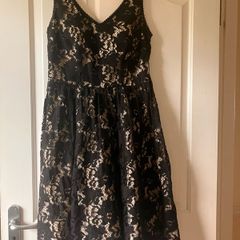 Black and white dress Principles