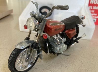 Honda GL 1000 Gold Wing scale 1/15