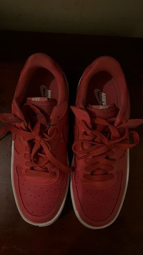 pink nike trainers