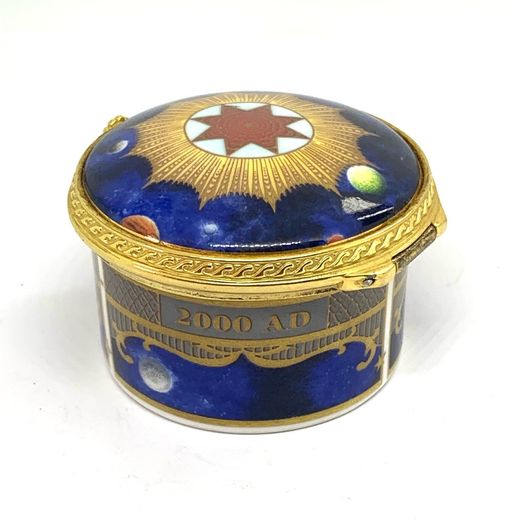 Royal Worcester Millennium 2000 AD Trinket Box