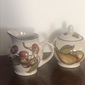 Staffordshire milk jug and lidded sugar bowl Autumn Fayre