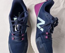 New Balance Ryval Run Trainers