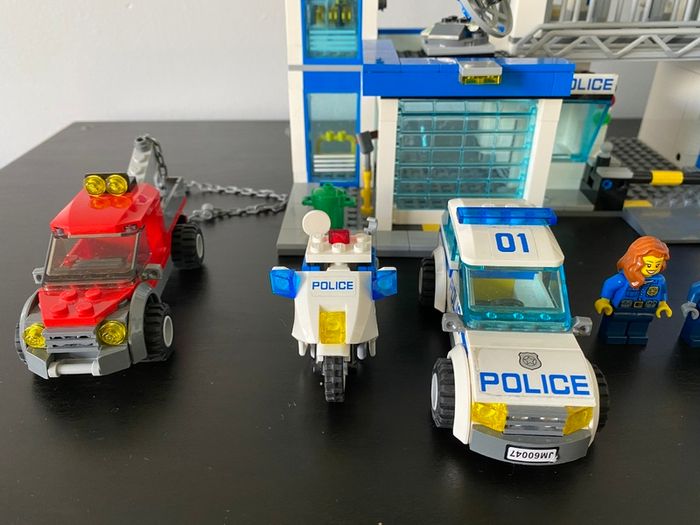 Lego City - Police Station 60047