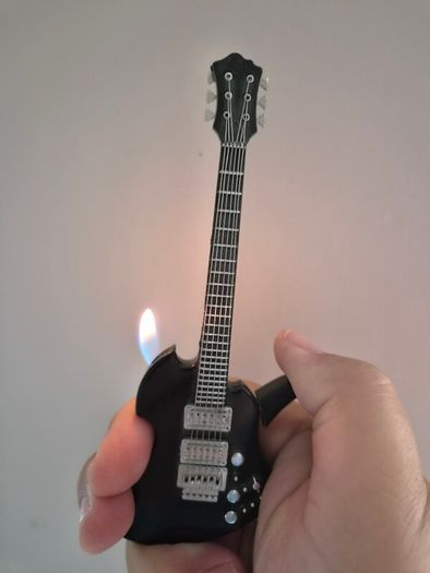 Guitar Lighter