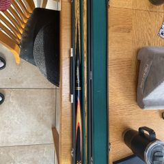 2 piece snooker cue with case