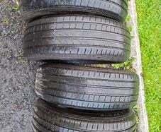 4x 215/65/17 Pirelli