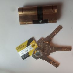 Yale Superior 1 star Door Lock and 3 keys