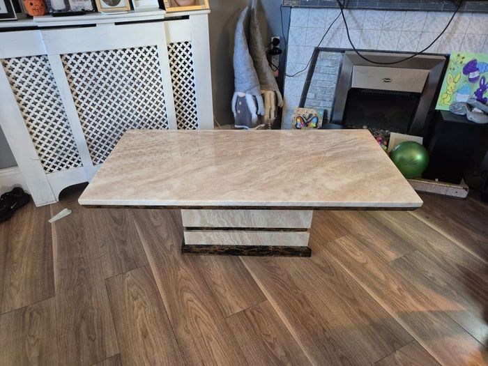 marbel coffee table