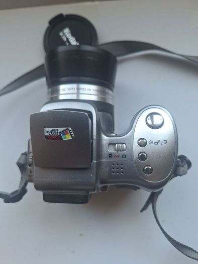 Kodak EasyShare Z740 digital bridge camera