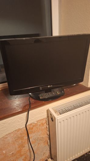 LG television