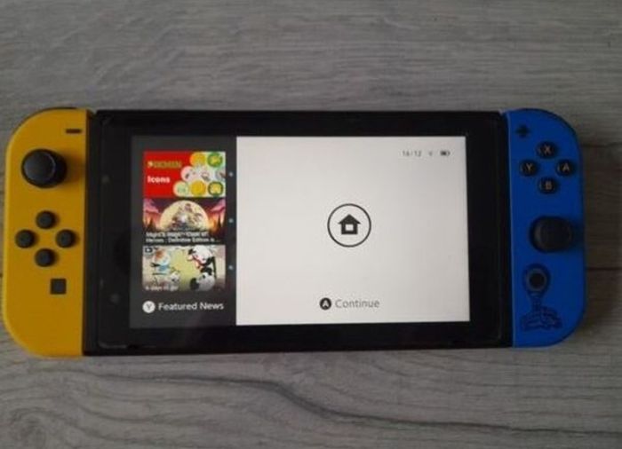 Nintendo Switch Fortnite Limited Edition