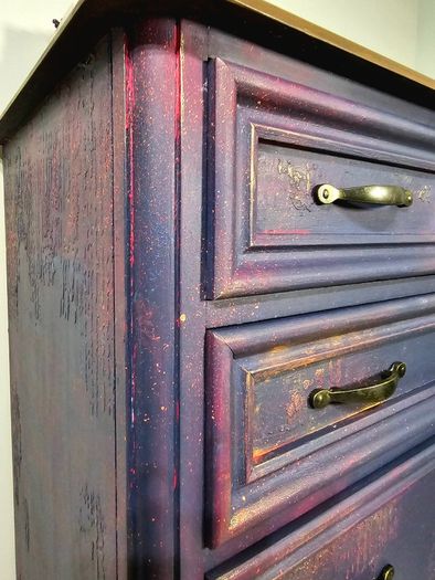Chest of drawers