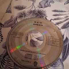 R.E.M green no case