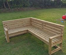 L-shape garden bench