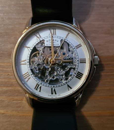Rotery men watch