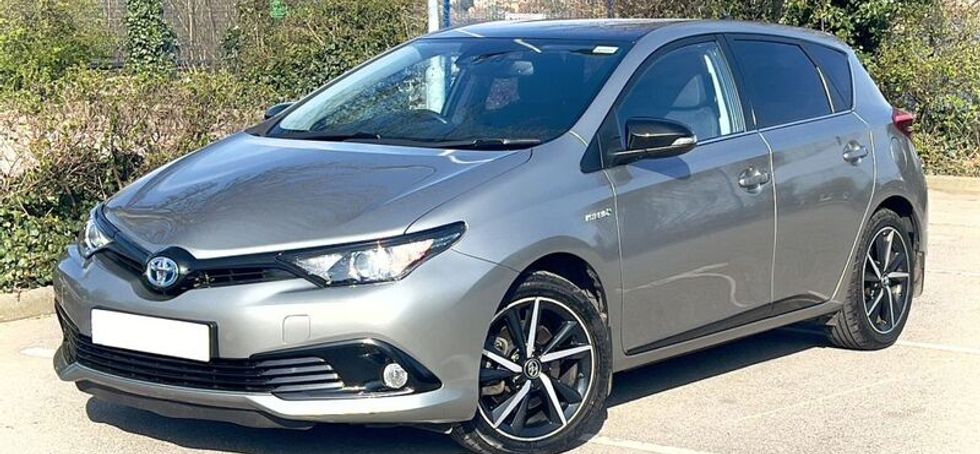 2018 Toyota Auris Hybrid / 4 new tyres / Serviced/ NCT 09-27