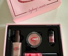 New RED Makeup Gift Set