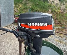 Mariner 25 hp 2 Stroke outboard