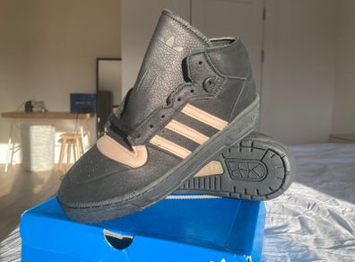 Bnib Adidas Rivalry Mid 001 Size 4 1/2 Uk