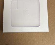 Apple 96W USB-C power adapter - new sealed