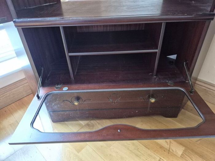 vintage mahogany corner TV unit