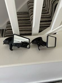 Suction rear view mirror