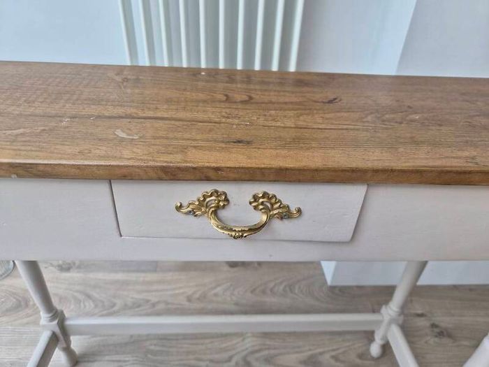 console table