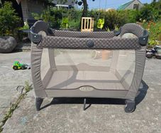 travel cot