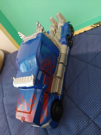 Transformer optimus prime