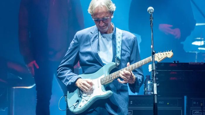 Squier Affinity Stratocaster HSS -  Lake Placid Blue