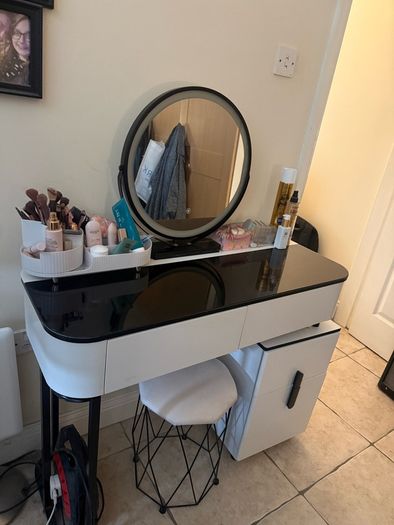 Vanity Table