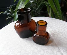 Antique Amber Glass OXO & Bovril Bottles. Set of 2, 4oz and 1oz. c.1900-1930. Excellent Antique Condition