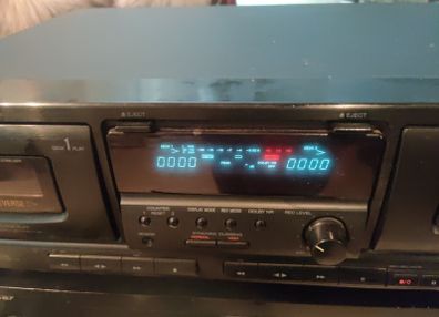 aiwa double cassette tape player for repair or parts.