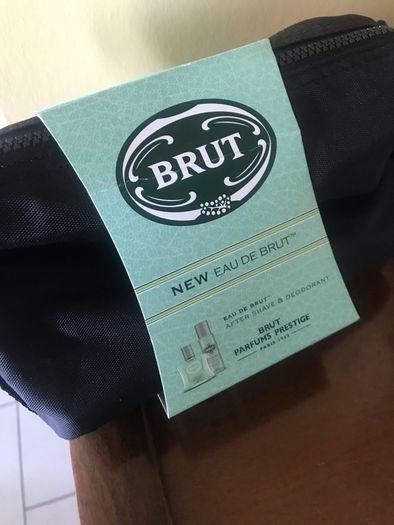 NEW- Brut Travel Bag kit