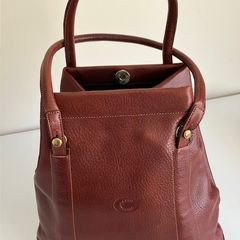Vintage Chesneau Tan Leather Bucket Bag