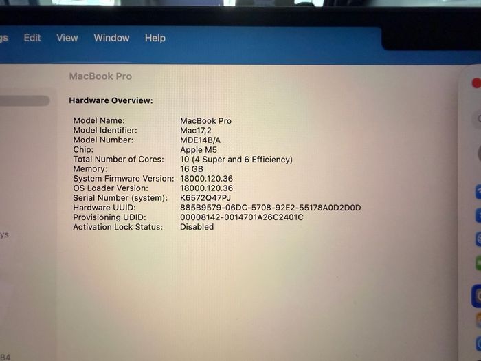 MacBook Pro M5 14-inch 1TB SSD and 16GB Memory