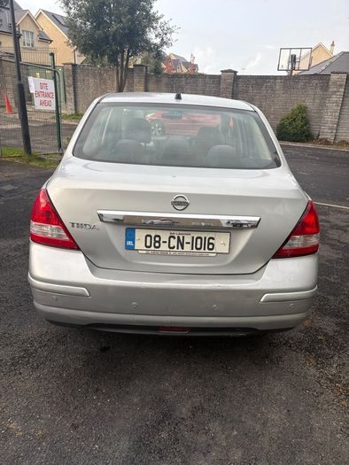 2008 Nissan Tiida automatic